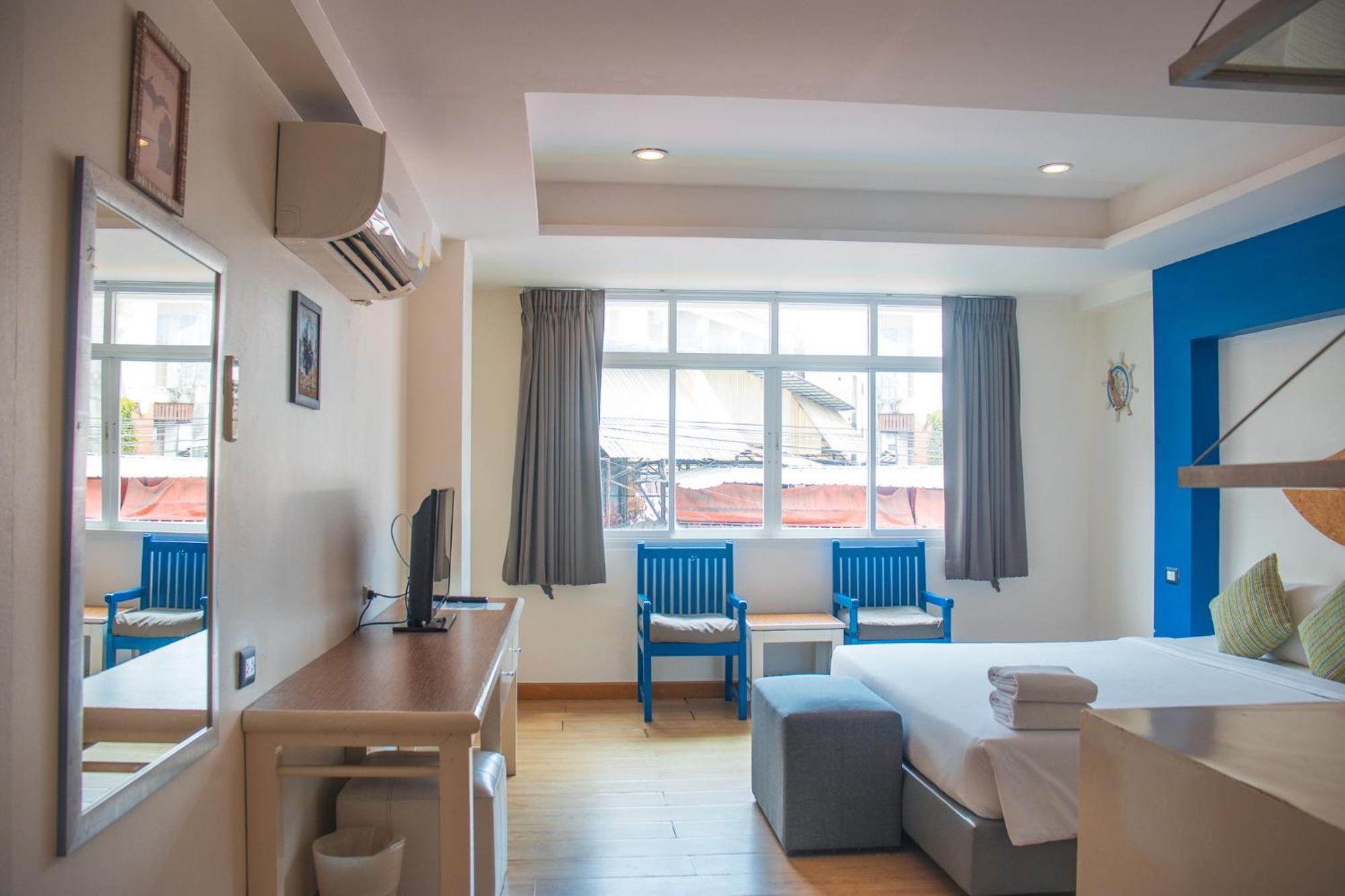 The Blue Pearl Kata Hotel Phuket Room photo